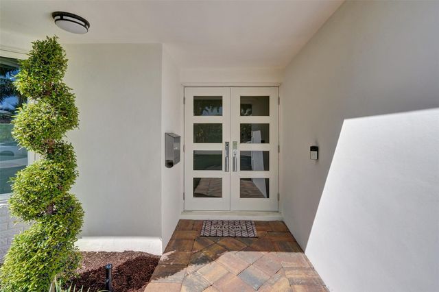 5821 NE 20TH TER, Fort Lauderdale, FL 33308