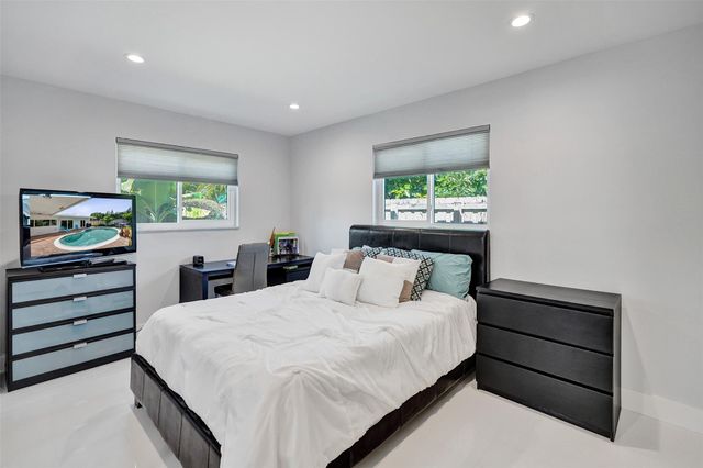 5821 NE 20TH TER, Fort Lauderdale, FL 33308