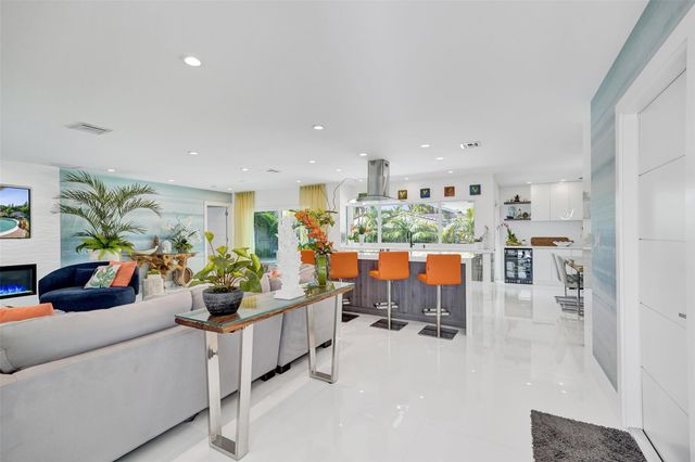5821 NE 20TH TER, Fort Lauderdale, FL 33308