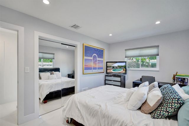 5821 NE 20TH TER, Fort Lauderdale, FL 33308
