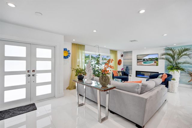 5821 NE 20TH TER, Fort Lauderdale, FL 33308