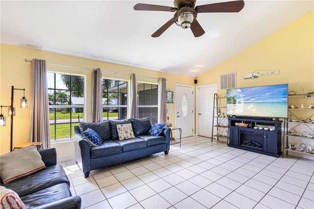 8241 Albatross RD, Fort Myers, FL 33967