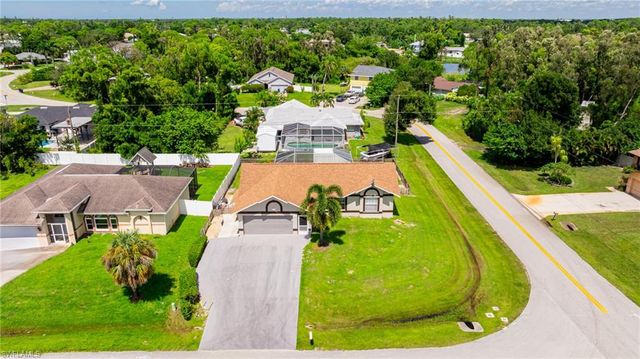 8241 Albatross RD, Fort Myers, FL 33967