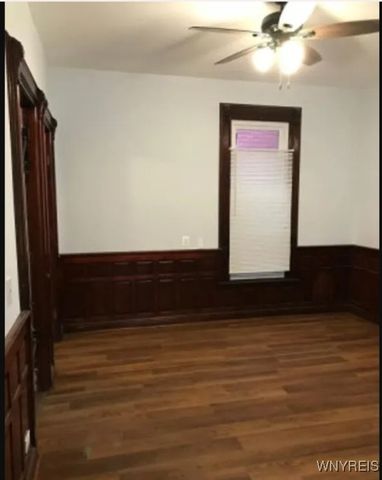 240 East Street, Buffalo, NY 14207