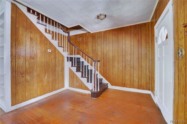 240 East Street, Buffalo, NY 14207