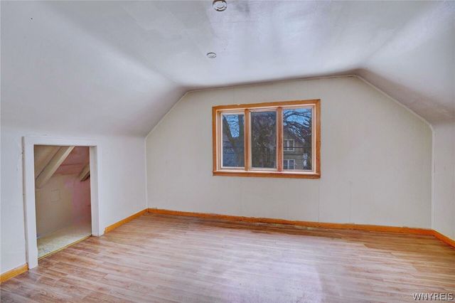 240 East Street, Buffalo, NY 14207