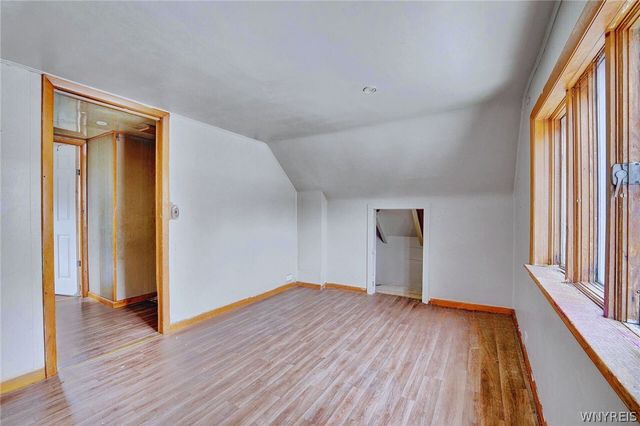 240 East Street, Buffalo, NY 14207