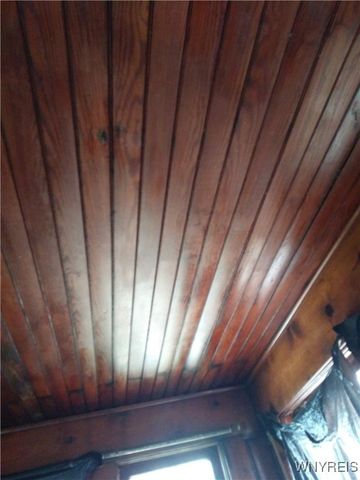 240 East Street, Buffalo, NY 14207