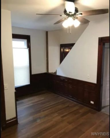 240 East Street, Buffalo, NY 14207