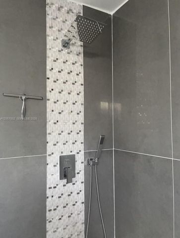 8864 NW 110th St 8864, Hialeah Gardens, FL 33018