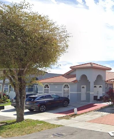 8864 NW 110th St 8864, Hialeah Gardens, FL 33018