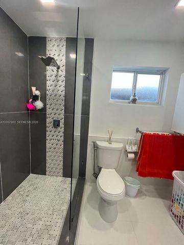 8864 NW 110th St 8864, Hialeah Gardens, FL 33018