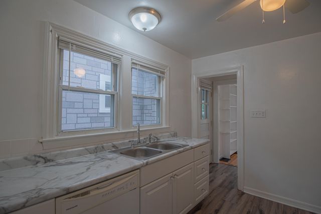 2883 Madison Avenue, Latonia, KY 41015