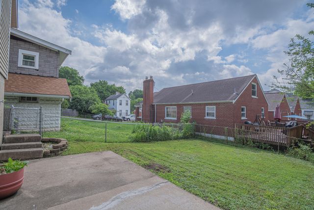 2883 Madison Avenue, Latonia, KY 41015