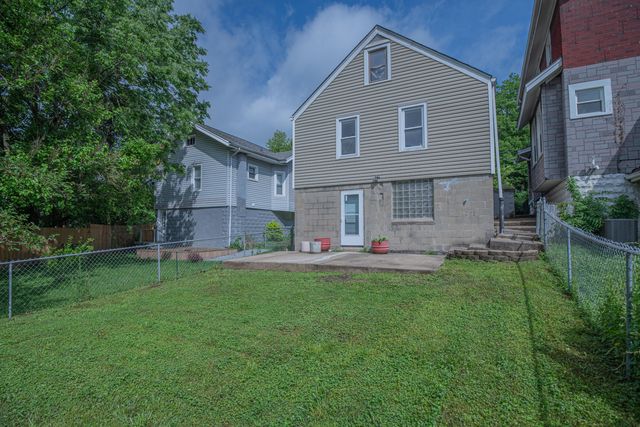 2883 Madison Avenue, Latonia, KY 41015