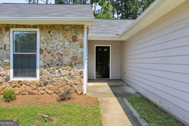 819 Arbor Hill Drive, Stone Mountain, GA 30088
