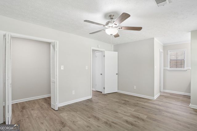 819 Arbor Hill Drive, Stone Mountain, GA 30088