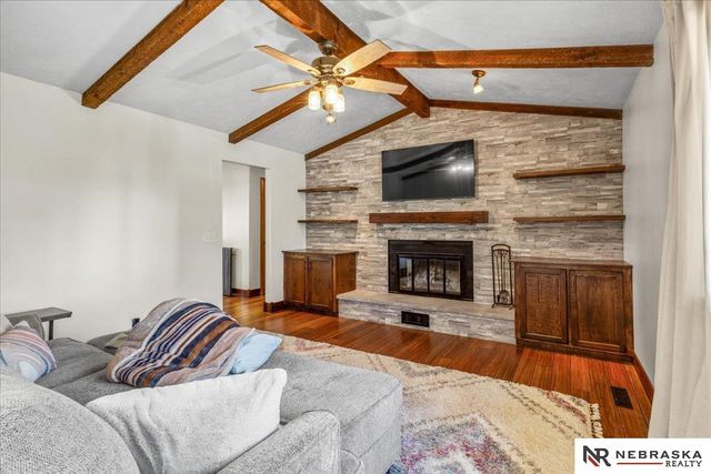 2915 Daniell Circle, Bellevue, NE 68123