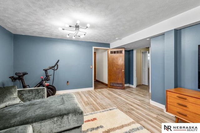 2915 Daniell Circle, Bellevue, NE 68123