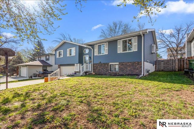 2915 Daniell Circle, Bellevue, NE 68123