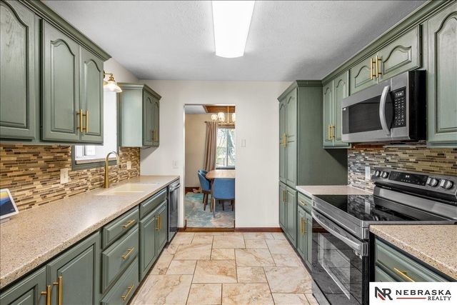 2915 Daniell Circle, Bellevue, NE 68123