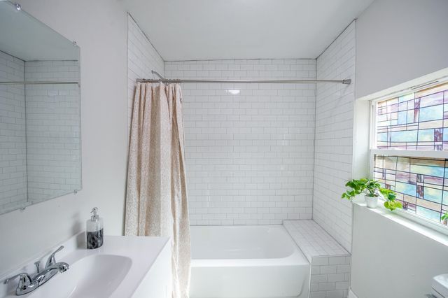 809 Dover Street, Tallahassee, FL 32304