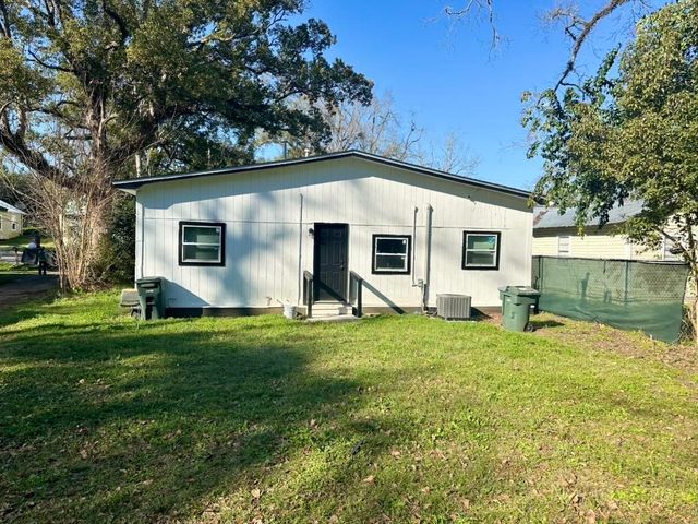 809 Dover Street, Tallahassee, FL 32304