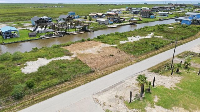 1190 Van Sant, Bolivar Peninsula, TX 77617