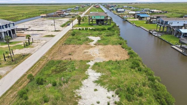 1190 Van Sant, Bolivar Peninsula, TX 77617