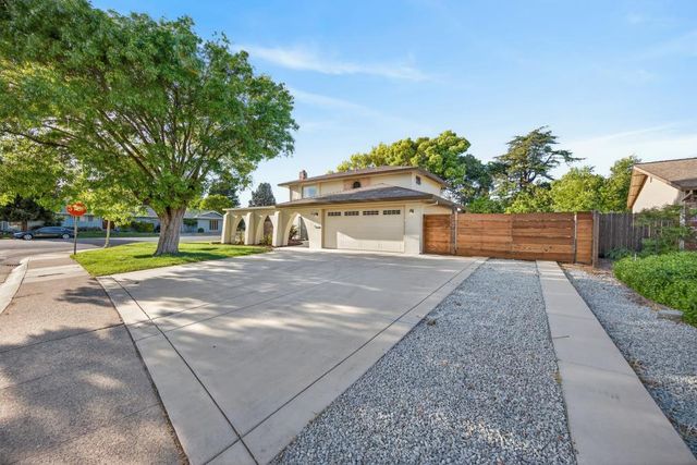 6795 Havenhurst Dr, Sacramento, CA 95831