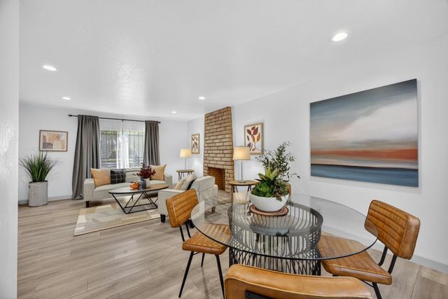 6795 Havenhurst Dr, Sacramento, CA 95831