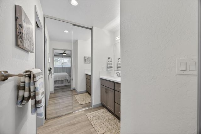 6795 Havenhurst Dr, Sacramento, CA 95831