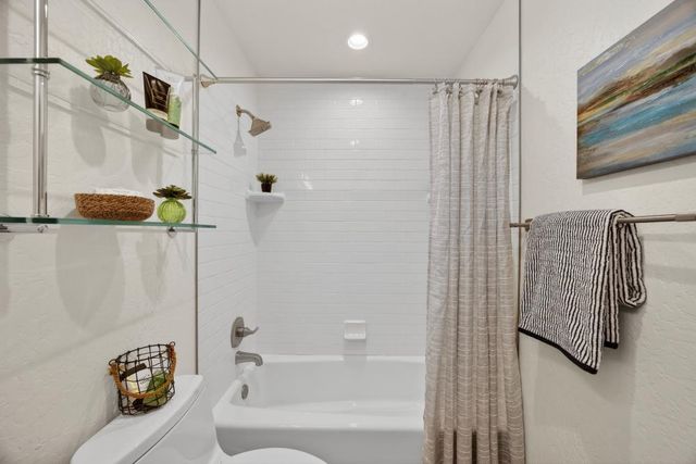 6795 Havenhurst Dr, Sacramento, CA 95831