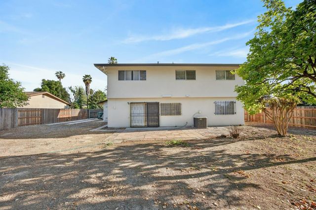 6795 Havenhurst Dr, Sacramento, CA 95831