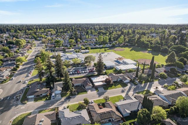 6795 Havenhurst Dr, Sacramento, CA 95831