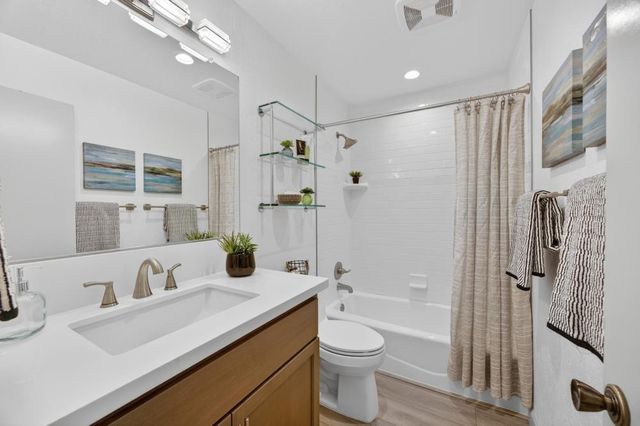 6795 Havenhurst Dr, Sacramento, CA 95831