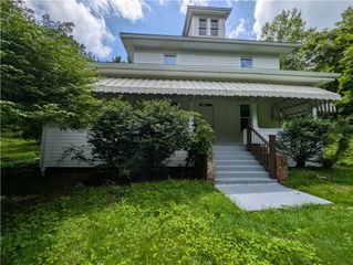 555 Steel Hill Rd, Kirby/mt.morris, PA 15349