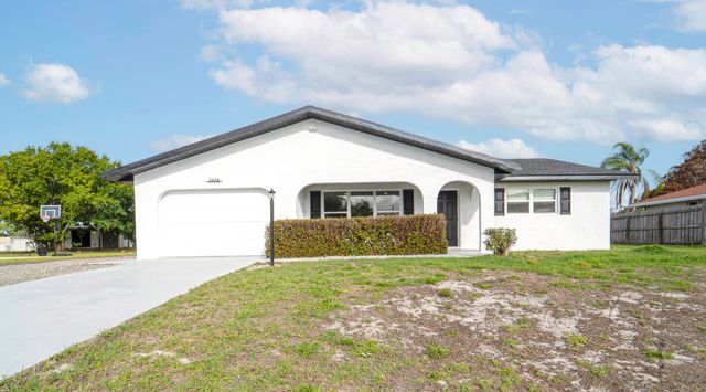 2538 SE Price Court, Port St. Lucie, Port St Lucie, FL 34984