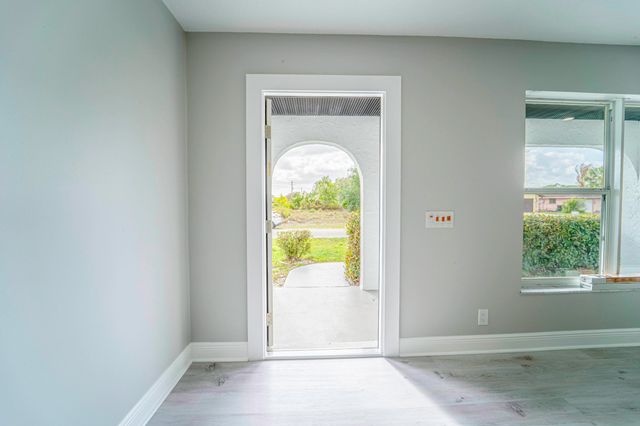 2538 SE Price Court, Port St. Lucie, Port St Lucie, FL 34984