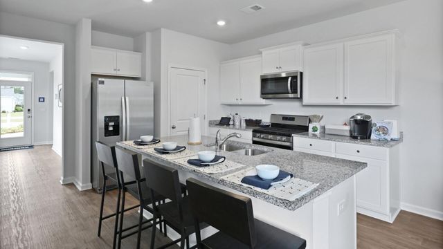 781 Long Bluff Road, Summerville, SC 29486