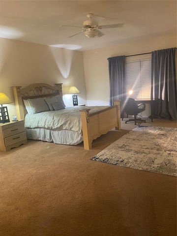 580 Wilcrest Drive 580, Houston, TX 77042