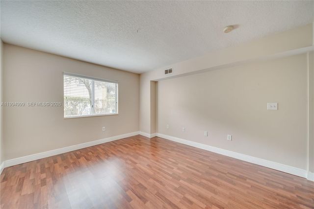 6235 SW 47th Mnr 104, Davie, FL 33314