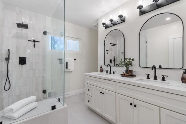 24022 Vanowen Street, West Hills, CA 91307