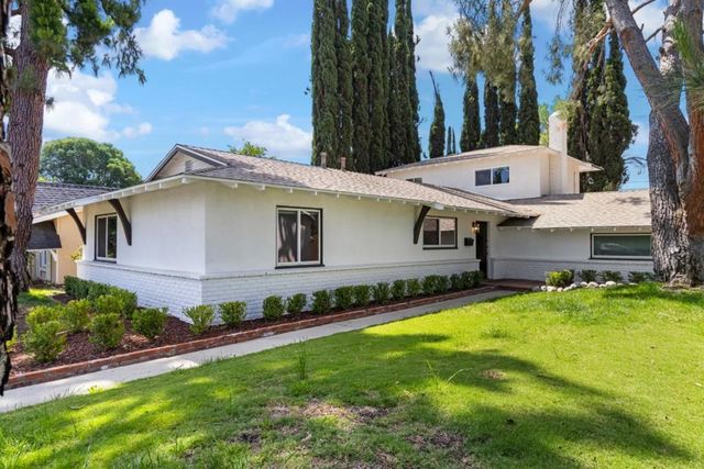 24022 Vanowen Street, West Hills, CA 91307