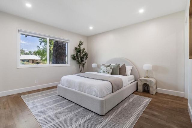 24022 Vanowen Street, West Hills, CA 91307