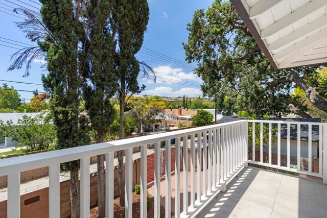 24022 Vanowen Street, West Hills, CA 91307