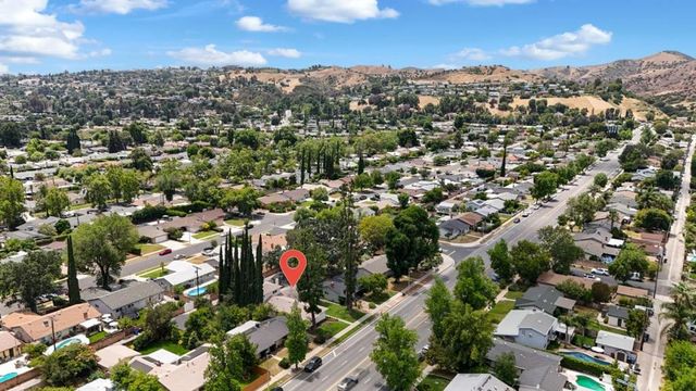 24022 Vanowen Street, West Hills, CA 91307