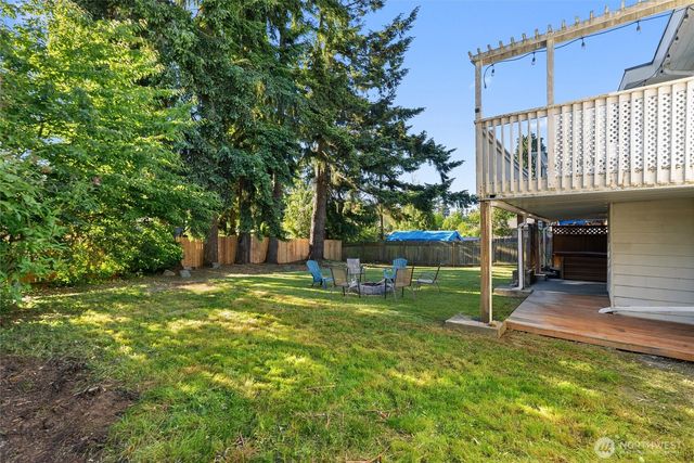 21903 82nd Place W, Edmonds, WA 98026