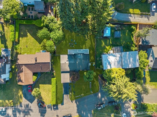 21903 82nd Place W, Edmonds, WA 98026