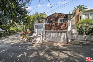 6295 Ivarene Avenue, Los Angeles, CA 90068